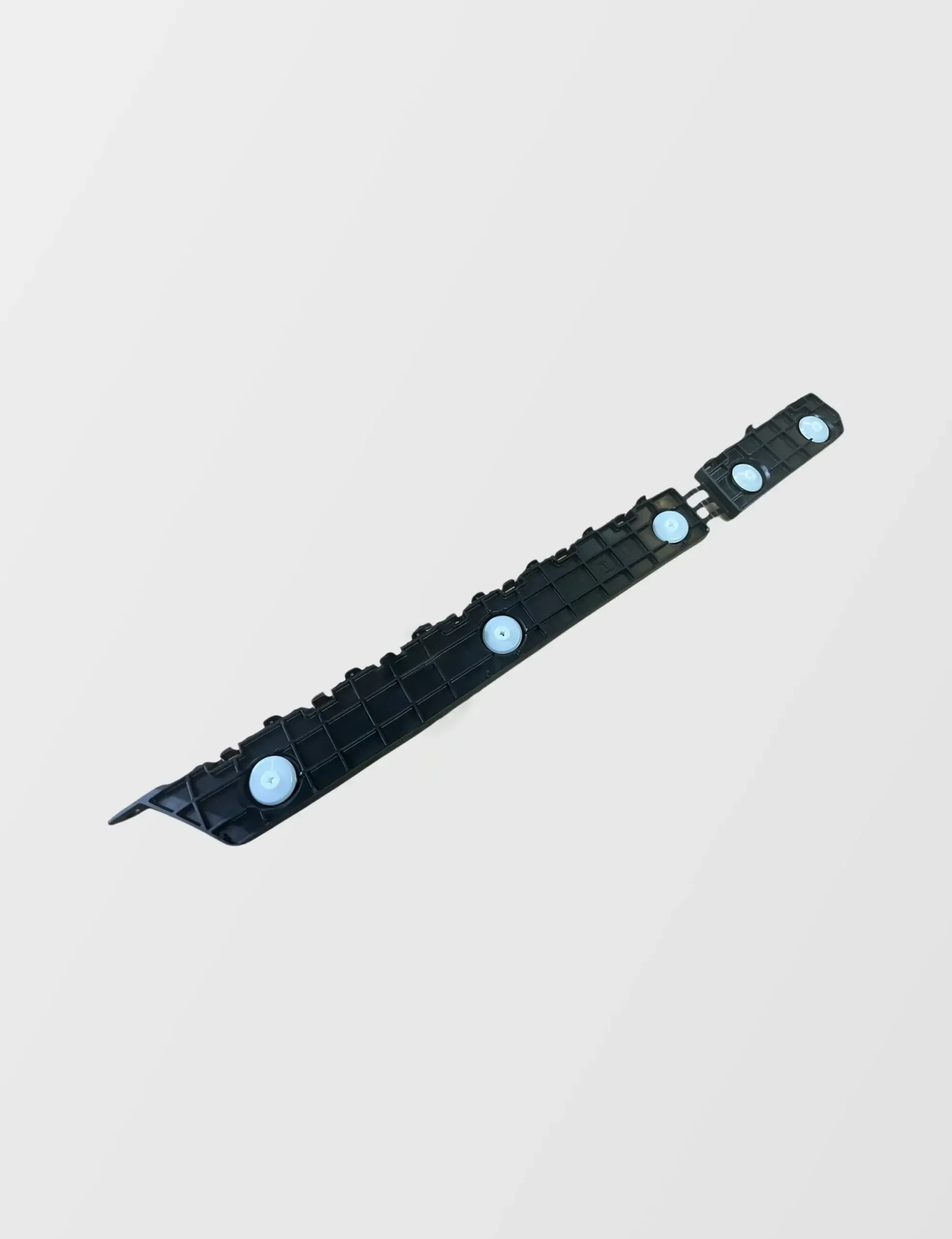 Tesla Model S Achterbumper bevestiging 1585737-00-B, 1585737-00-A, WING BRACKET ASSEMBLY LEFT HAND REAR FASCIA