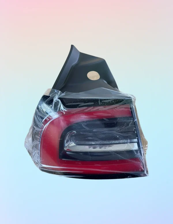 Tesla Model 3 Achterlicht links 1077399-00-C, 1077399-00-D, 1502086-99-D, LAMP ASSEMBLY REAR BODYSIDE ECE LEFT