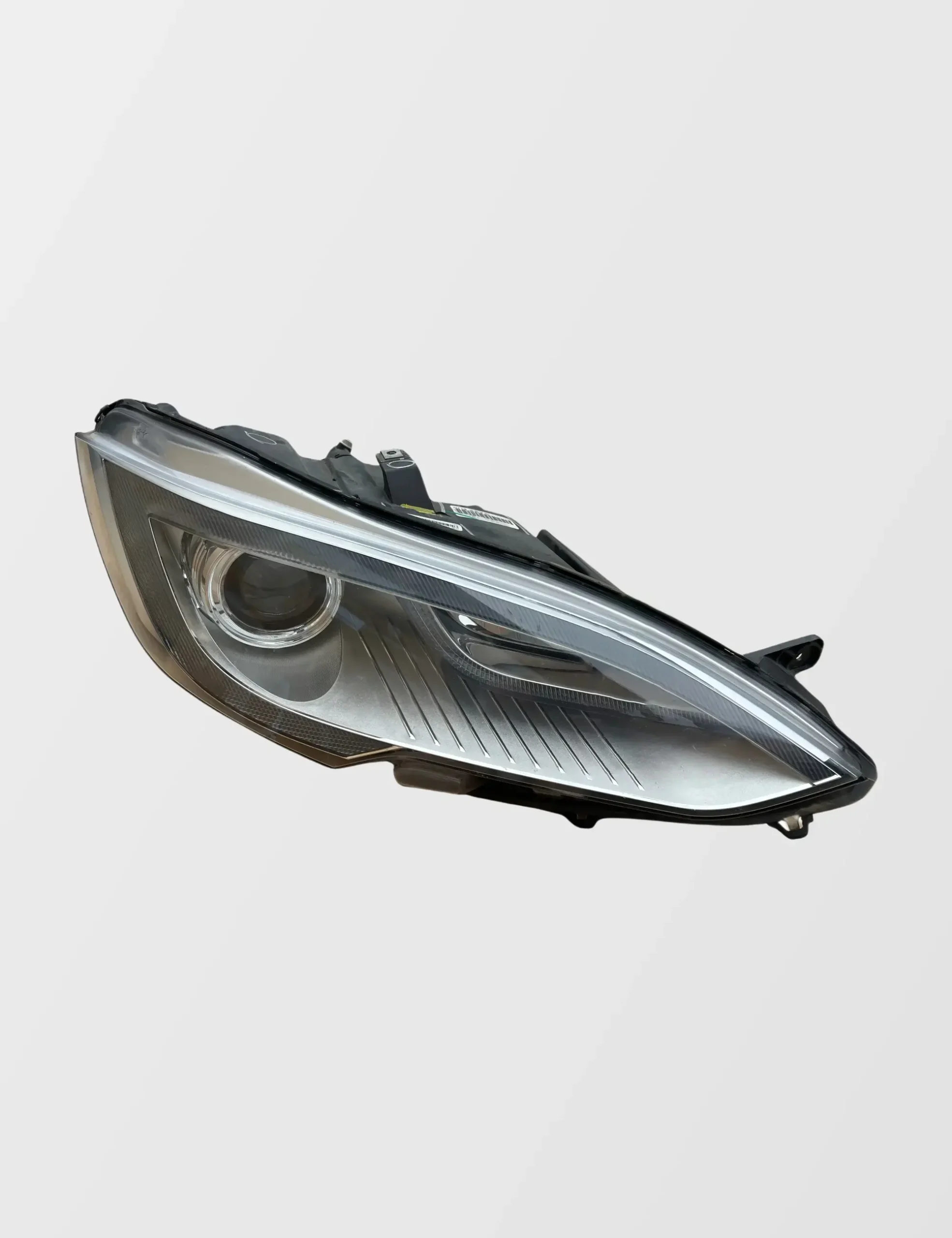 Tesla Model S Koplamp rechts 1012227-00-C, 6005911-00-C HIGH INTENSITY DISCHARGE HEADLAMP ASSEMBLY WITH LEVELING EUROPE RIGHT
