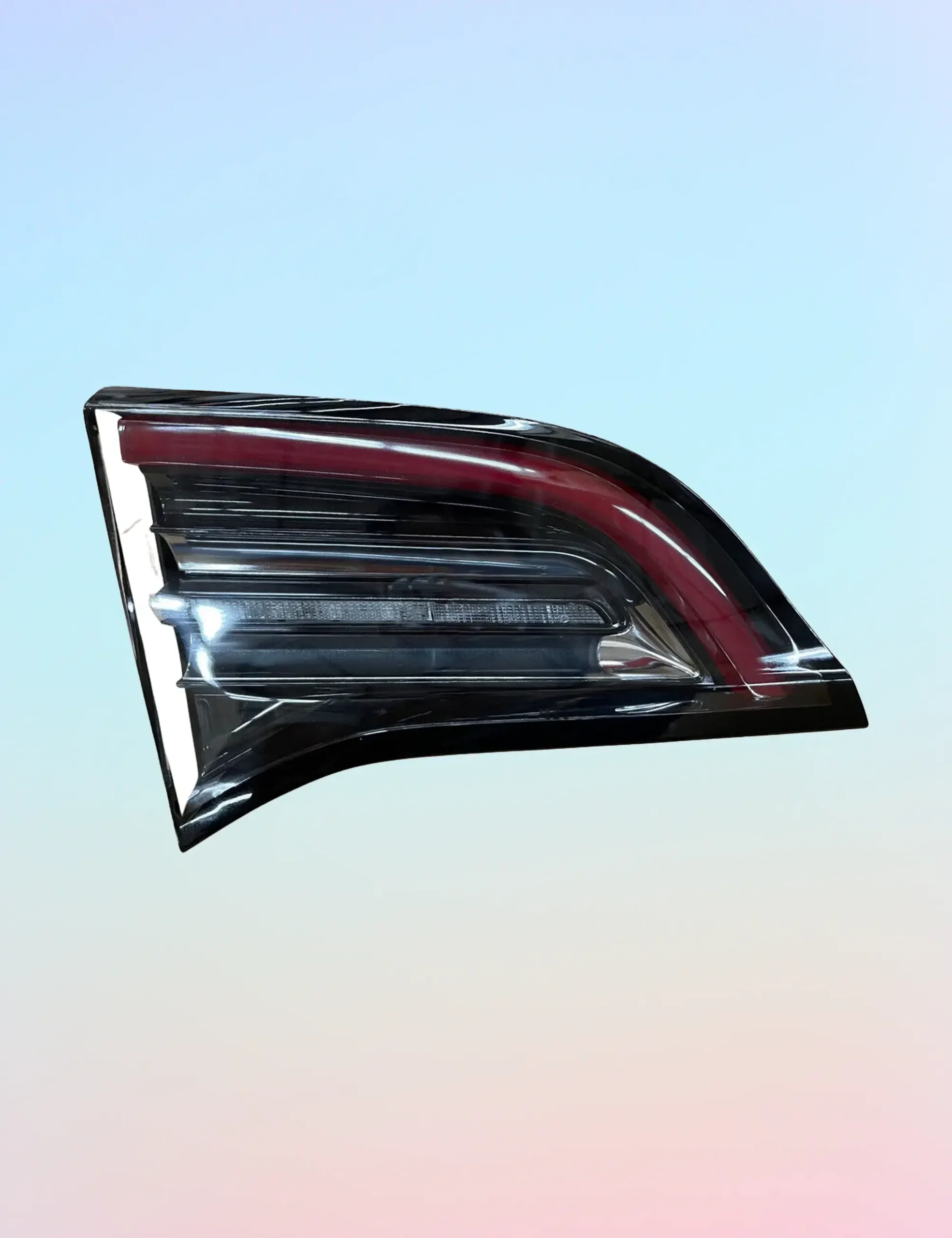Model Y Achterlicht links 1502088-00-B