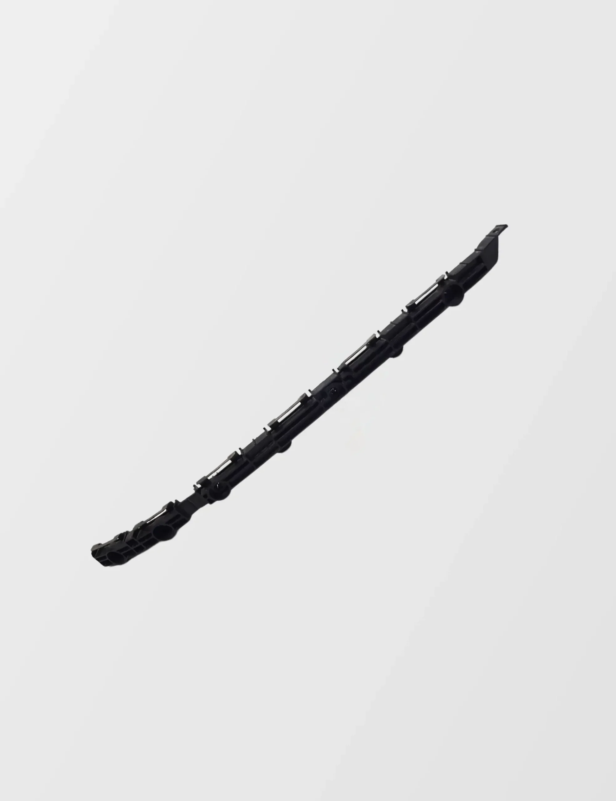 MS Achterbumper bevestiging 1091987-00-C, PLASTIC BRKT WING FASCIA RR, RIGHT