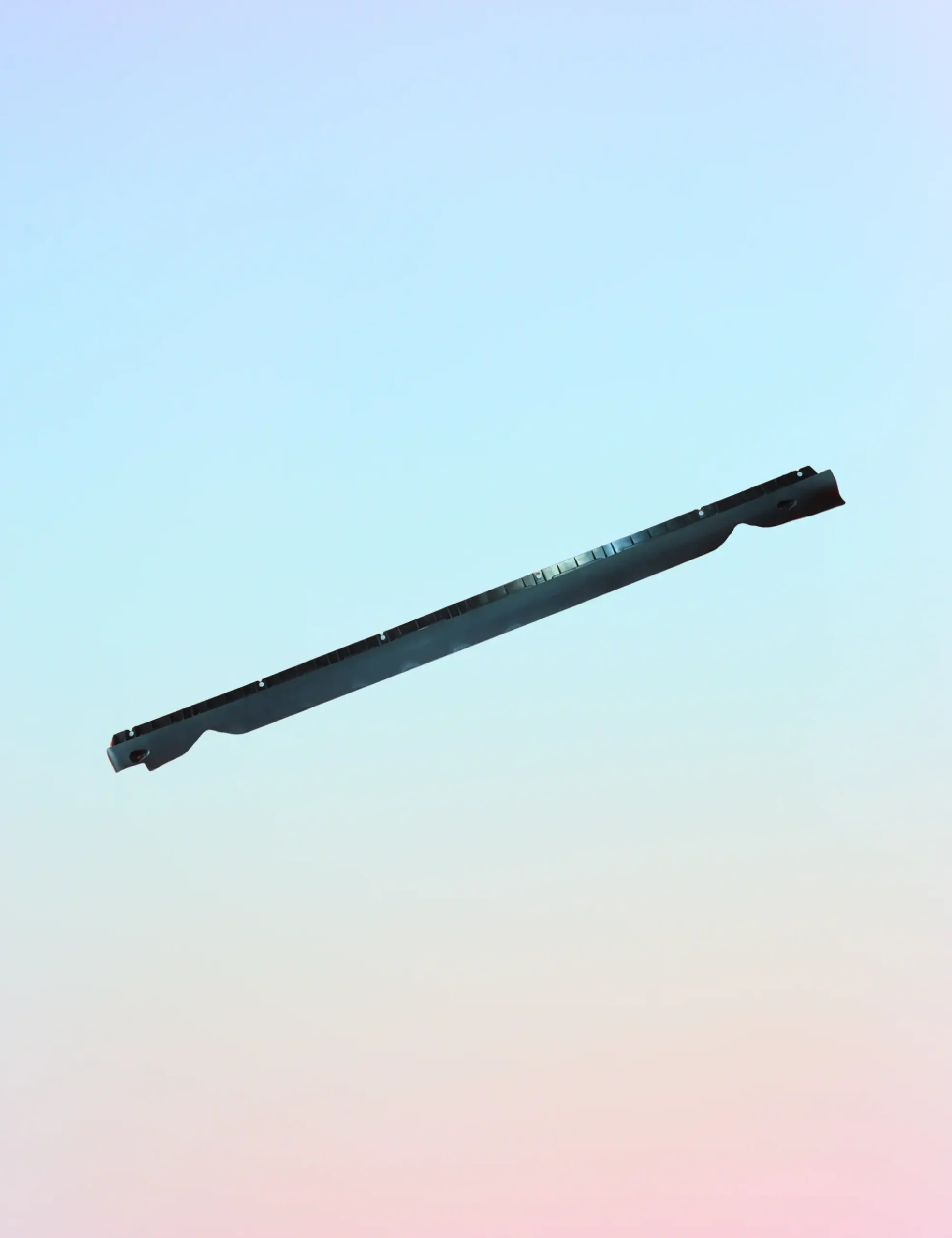 Tesla Model Y Dorpelkap links 1497741-00-C, 1845520-00-A, ROCKER CARRIER LEFT HAND